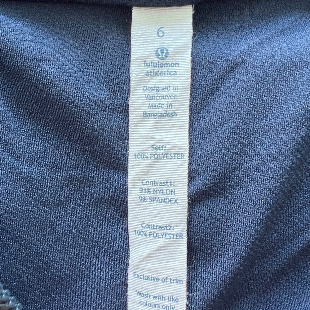 Lululemon jacket size 6 blue spring forward jacket running - Picture 13 of 13